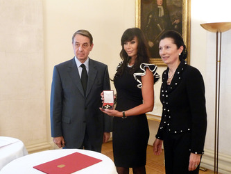 Stella Kesaeva has been awarded the Austrian Cross of Honour for Science and Art